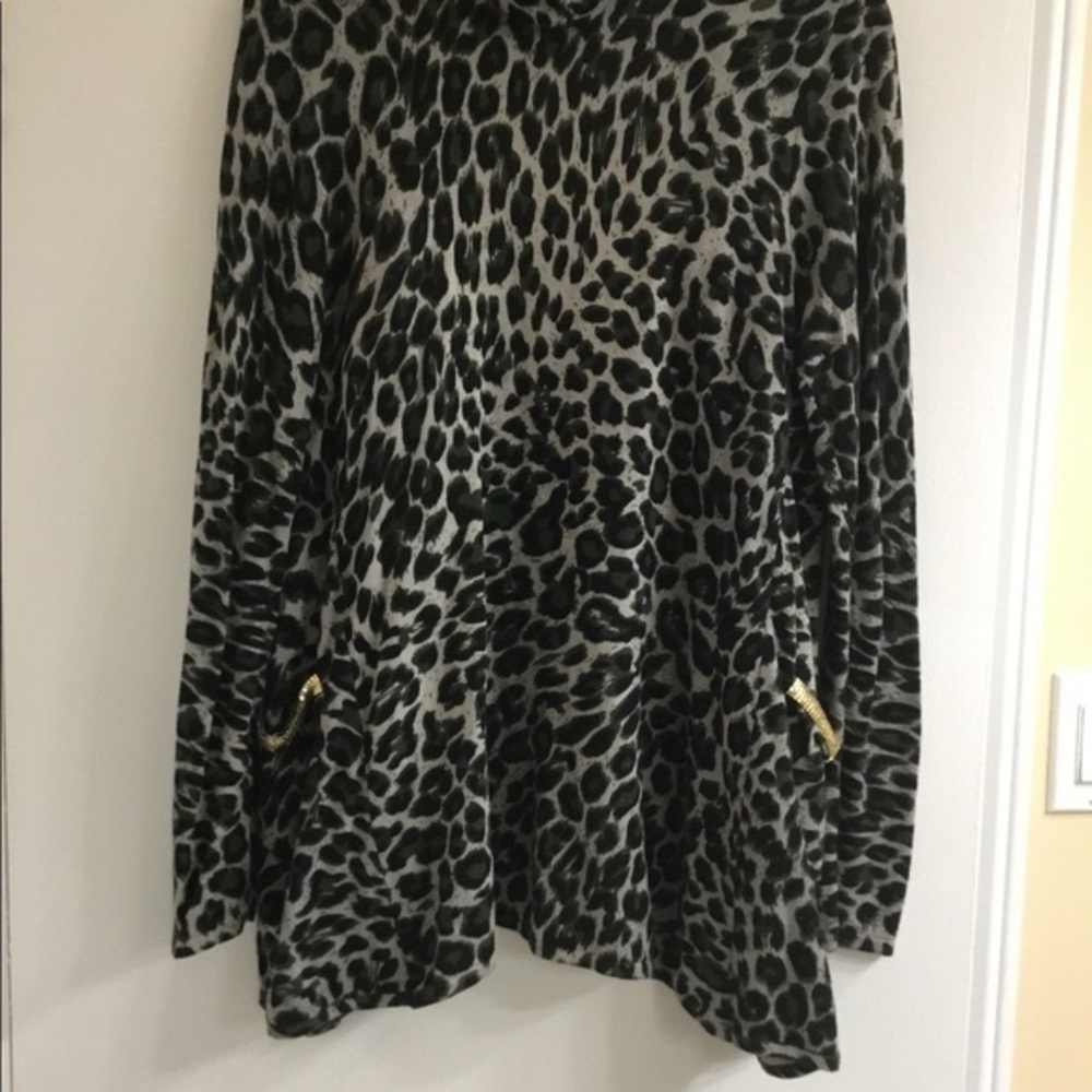 INC International cardigan